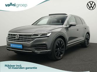 volkswagen touareg elegance 3.0 tsi 381 pk tiptronic ehybrid 4motion | panoramadak | puglia leder | geheugenstoelen | rondomzicht camera | stoelventilatie