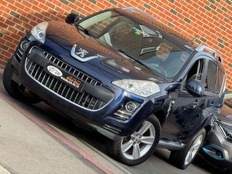 peugeot 4007 // 7 place 4 x 4 //