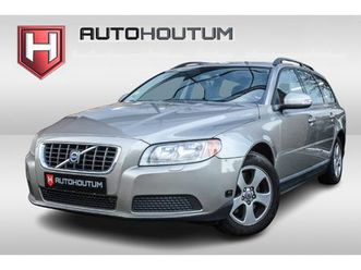 volvo v70 2.5t aut momentum trekhaak