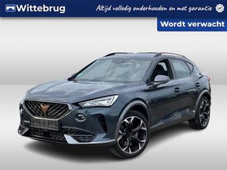 cupra formentor 1.4 e-hybrid 245pk performance dsg automaat / navigatie / lm 19 inch / digitaal dashboard / park assist / camera / keyless