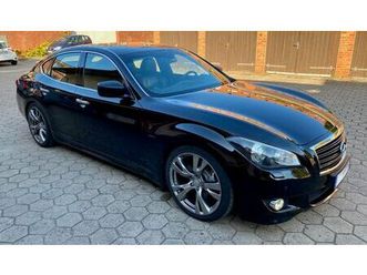 infiniti m37v6sporpremium/leder/ navi/xen/kame/memo/shz/s