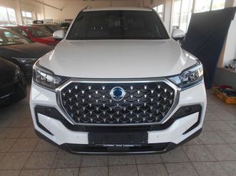 ssangyong rexton 2.2 diesel e-xdi 220 sapphire 4wd at