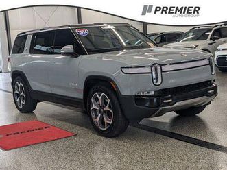used 2024 rivian r1s adventure