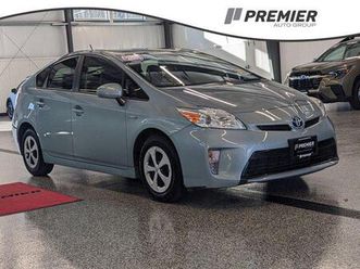 used 2015 toyota prius three