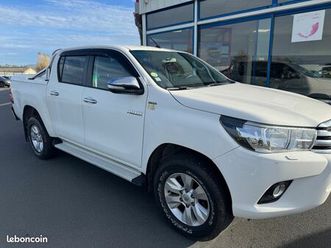 toyota hilux 2.4 d4d 150 ch bva6 standard