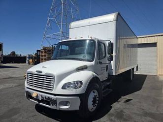 2012 freightliner m2