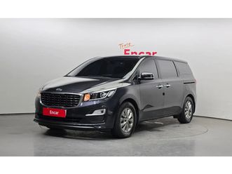 kia carnival 11-seater deluxe