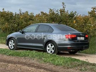volkswagen jetta 1.6 tdi advance bluemotion tech