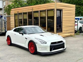 nissan gt-r an. 2013
