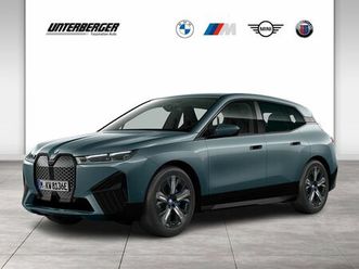 bmw ix xdrive40 sportpaket ahk acc 360° hk hud