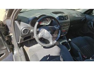 alfa romeo 147 1.9 jtd distinctive