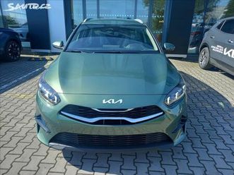kia cee´d 1,5 t-gdi top+business 2025