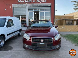 siena 2011 solo nafta impecable muy original