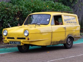 reliant regal supervan – “only fools &amp; horses”
