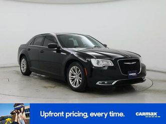 2019 chrysler 300 touring