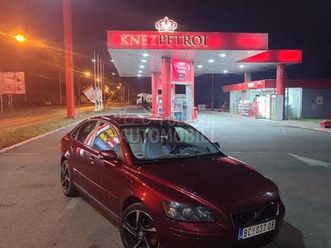 volvo s40 2.0 hdi