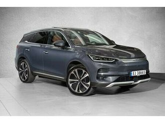 4x4 facelift long range! 530km,7-seter/vinterhjul/demo