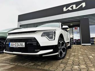 kia niro hybrid 1.6 gold + tech pack