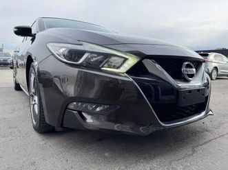 2017 nissan maxima sr