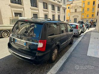 lancia voyager anno. 2012