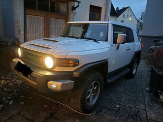 toyota fj cruiser v6 gcc xtreme / off-road package