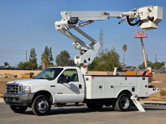 2003 ford f550 turbo diesel altec 37' bucket truck w/8k miles