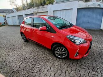 toyota yaris hybrid