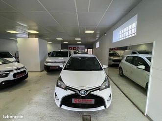 toyota yaris hybrid boite auto