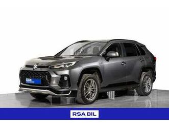 eventyrlysten familiebil med 4x4 og hybridkraft!