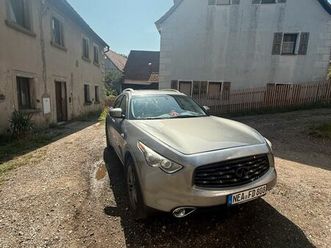 infiniti fx35