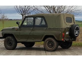 uaz 469 2,4 benzin nva udssr ddr gaz ural russenjeep militär