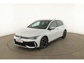 volkswagen golf viii 1.5 etsi evo2 r-line dsg7