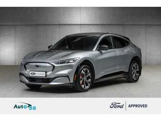 standard range awd lav kilometer/teknologipakke