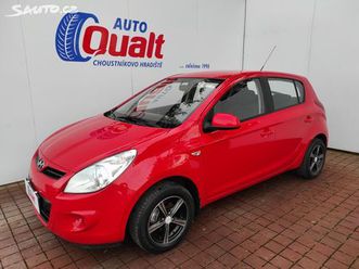 hyundai i20 1.2 čr, 2. maj, klima, závěs