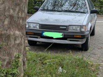 mazda 323 ii von 1987 (baureihe 1985)