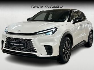 lexus lbx 200h launch edition emotion awd