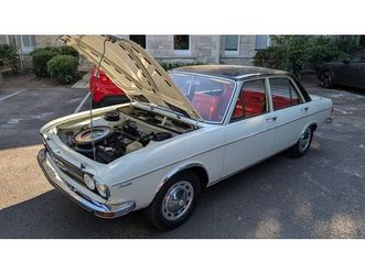 1970 audi 100 blanc manuel, 4 vitesses conduite à droite...