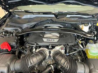 fastback 5.0 v8 dark horse 453cv