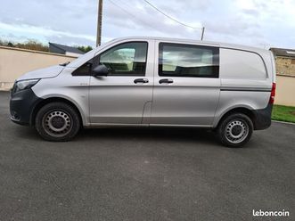 véhicule mercédes vito