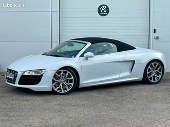 audi r8 spyder 5.2 v10 fsi 525 r-tronic / etat neuf / suivi audi exclusif