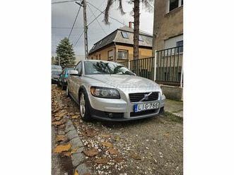volvo c30 2.5 t5 summum
