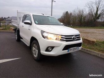 toyota hilux benne hydraulique