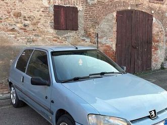 peugeot 106 anno 2002