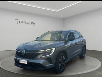 renault austral 1.2 full hybrid techno 200cv auto del 2022 usata a civitanova marche