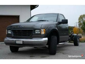 f 150 z silnikiem diesla, ośmiocylindrowym, 7300 cm³, 136 kw, z 2005 roku. dębowiec - sprzedajemy.pl