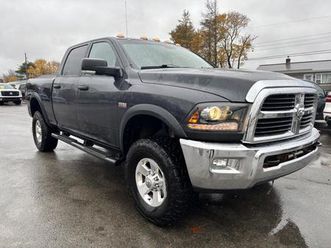 used 2016 ram 2500 powerwagon crew cab / 6.4l v8 gas / super winch / tow package / navigation / heated wheel & seats