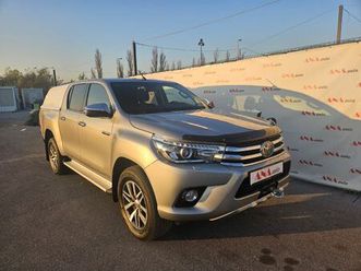 toyota hilux 2.4d #servisna#tvorničko jamstvo#leasing#u sustavu pdv-a#, 2021 god.
