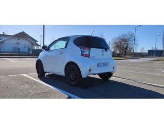 toyota iq 1,0 vvt-i, 2012 god.