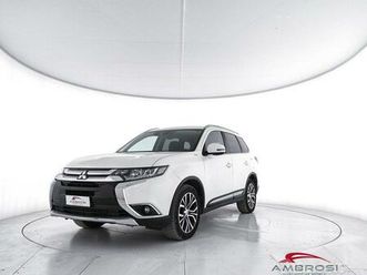 MITSUBISHI OUTLANDER mitsubishi-outlander-2-2-di-d-4wd-instyle-plus-s