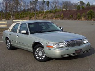 MERCURY GRAND MARQUIS 2004-mercury-grand-marquis-1-owner-55k-gs-premium-presidential-formal-coach-roof